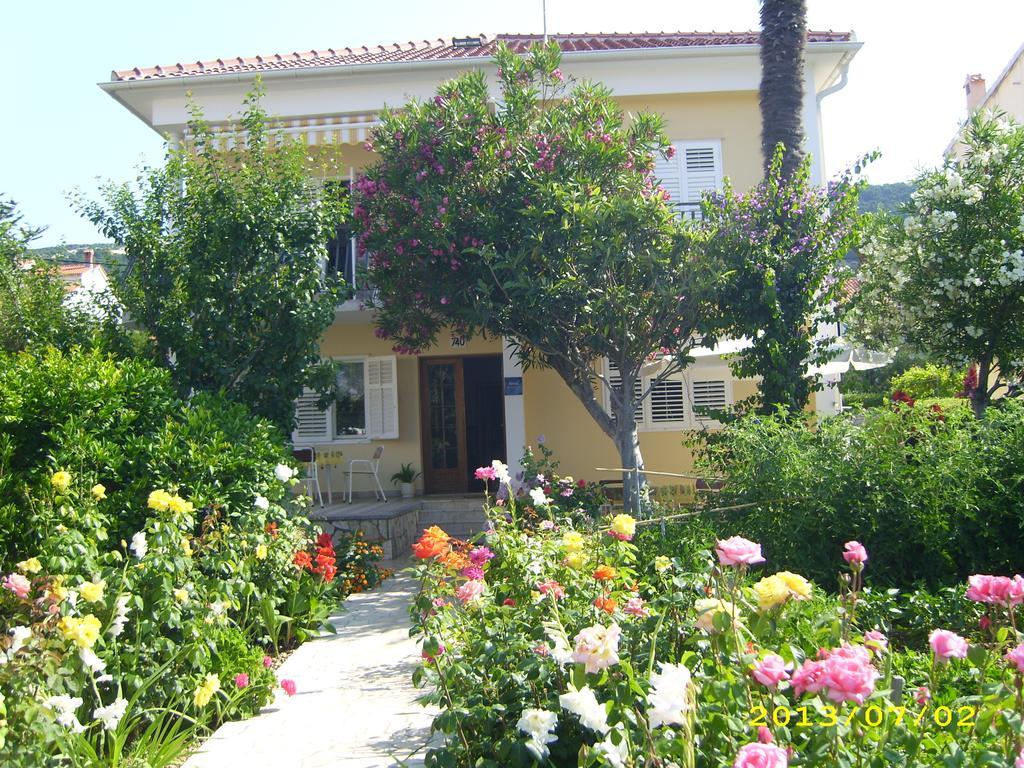 Apartments Antica Rab Town Exterior foto
