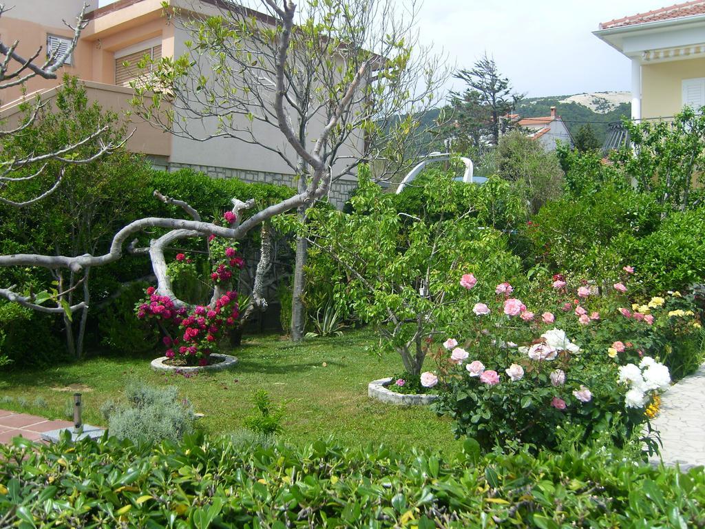 Apartments Antica Rab Town Exterior foto